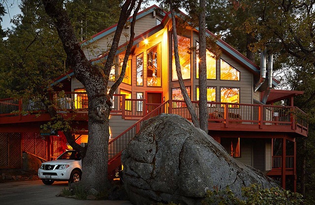 Inside Yosemite N.P. Gates!, Our Cozy Rooms Are Minutes From Valley Attractions