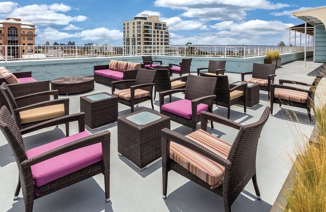 Instant Booking 30% off WorldMark Inn at the Park (Studio with King Bed)