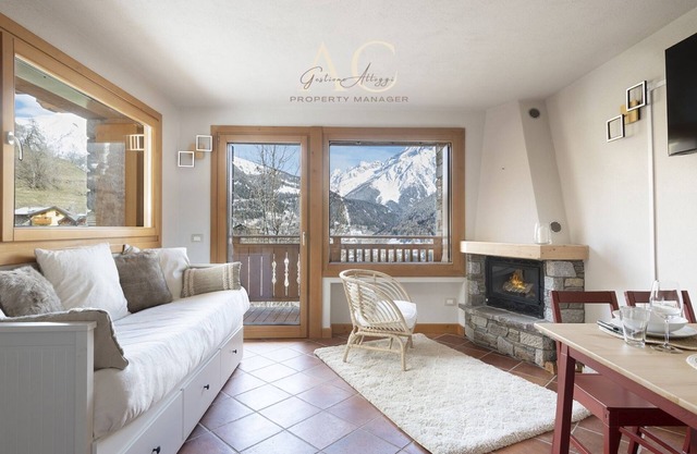 InstaView - One Bedroom Apartment, Sleeps 4