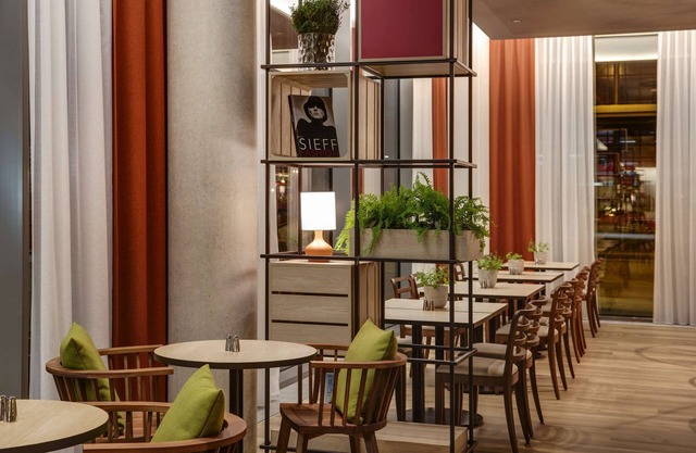 IntercityHotel Frankfurt Hauptbahnhof Süd