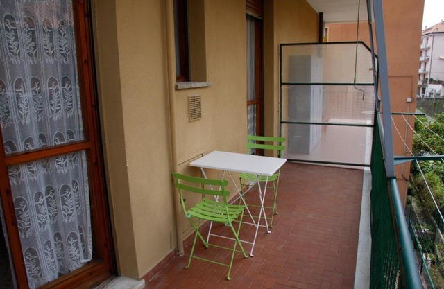 INTERNO 12