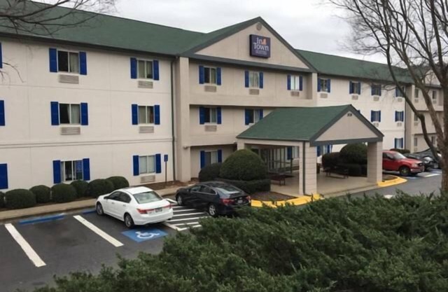 Intown Suites Extended Stay - Atlanta GA- Duluth