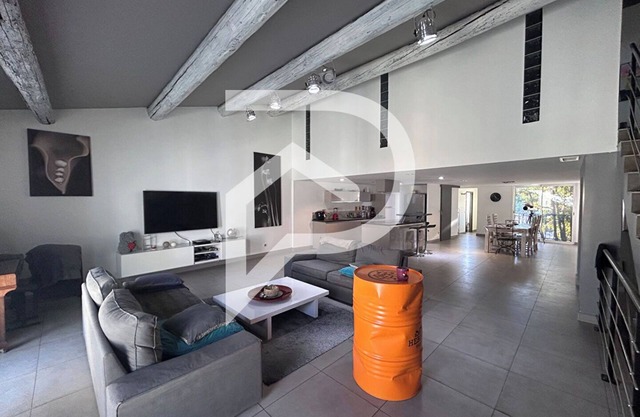 Intra Muros - Aigues Mortes - Appartement de 140m²