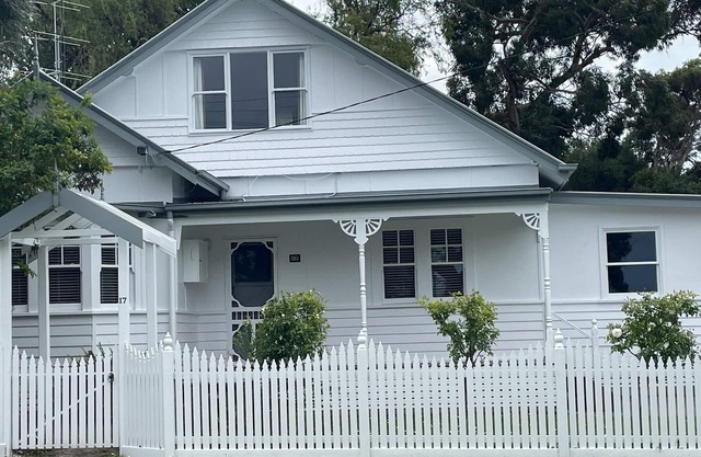Inverloch - Willow Cottage (Linen and Towels Included)
