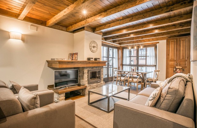 Invernalia; precioso apartamento a pie de pista en Val de Ruda 3dorm