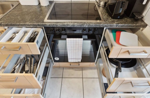 Inviting 2-BR Apartment Living