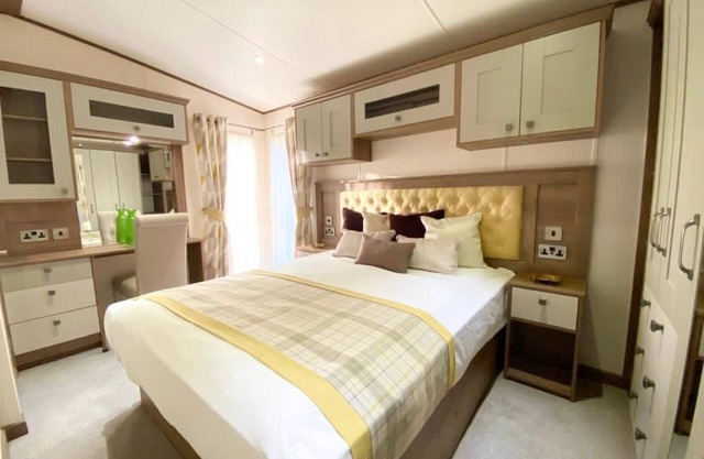 Inviting 3-Bed lodge Tattershall Lakes, Lincoln