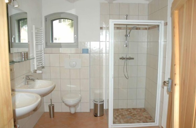 Inviting apartment near seabeach