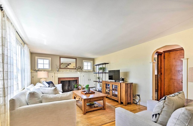 Inviting Quincy Home Rental w/ Outdoor Pool!