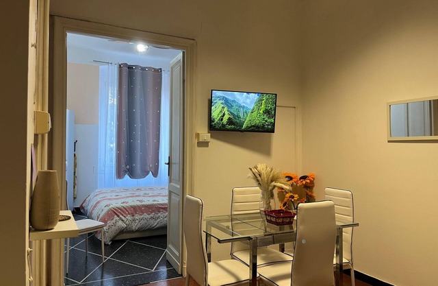 INVREA APARTMENT IN THE CENTER OF GENOA WITH CAR PLACE