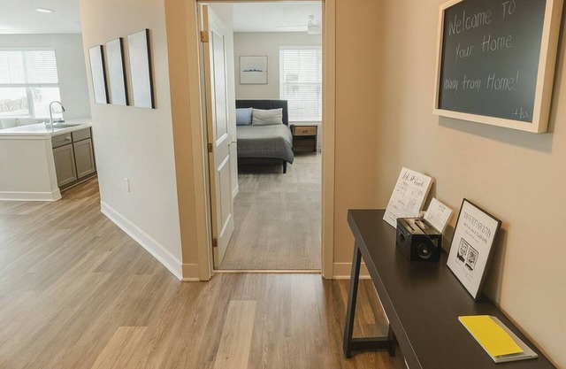 IRIE Living-Retreat Kg 2Bd+Gym+Pool, BRAND New!