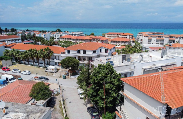 Iris Superior Studio in Chanioti, 150m to beach