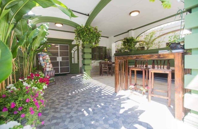 iRoom Boutique House