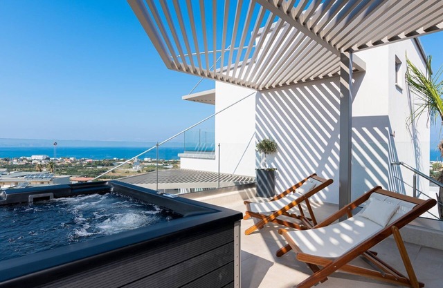 ISholidays Harmony - 2 Bedroom Sea View Villa with Jacuzzi