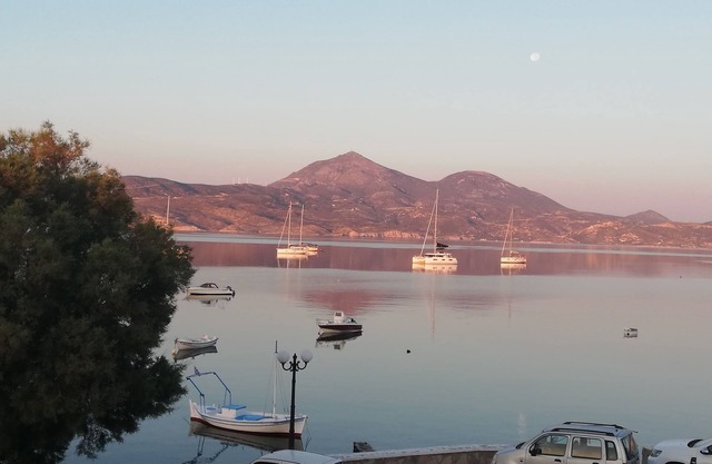 Isidora's home by the sea