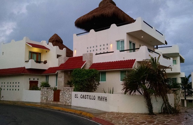 Isla Mujeres, Cancun 1-5 BR, Oceanfront Villa Pool, from $130