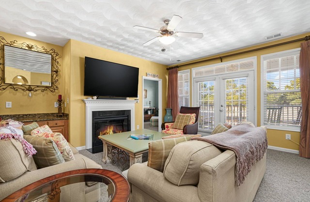 Isla Villa - Comfortable Bay Creek Condo with pools & golf!