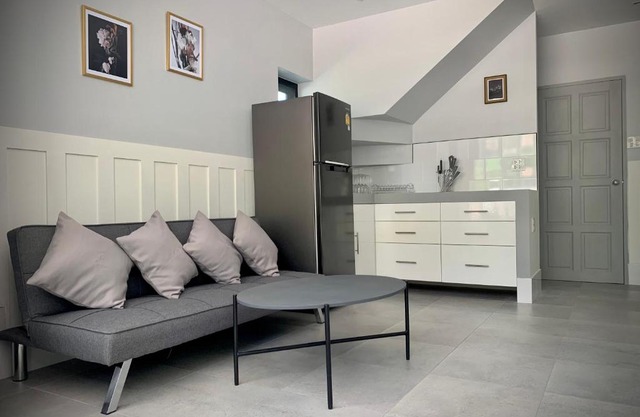Island House Rentals 26