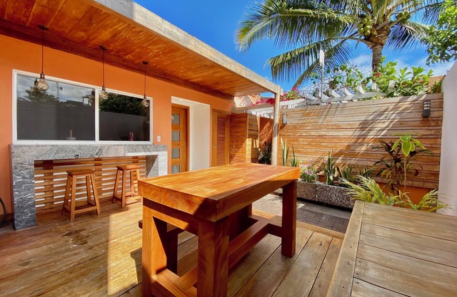 Island Life Galapagos Studio Suite