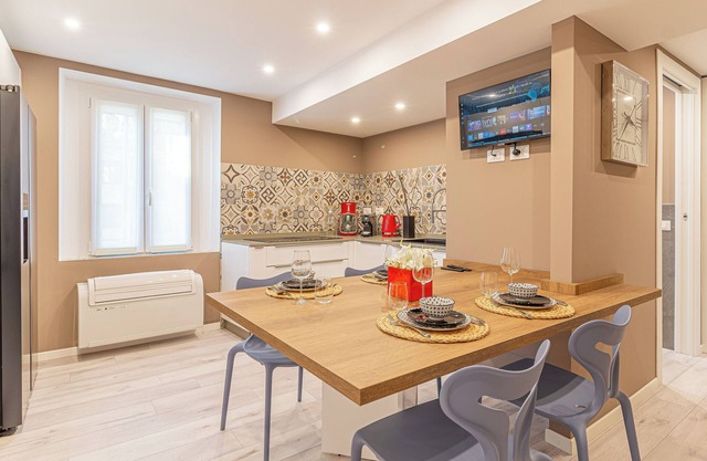 Isolino Bridge Apartment - Centro Storico