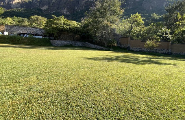 ITALIAN TYPE VILLA STUNNING MOUNTAIN VIEWS IN MOST PEACEFUL SECLUDED SETTING