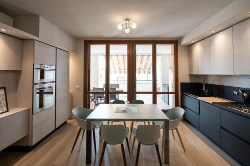 Italian Vacation Homes - Easy Living Iseo Lake