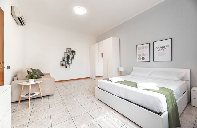 Italstay - Aspects Shining 9 - 2 min. streetcar Stop
