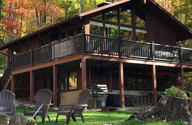 Jackson, NH mountain style home with beautiful views and great location