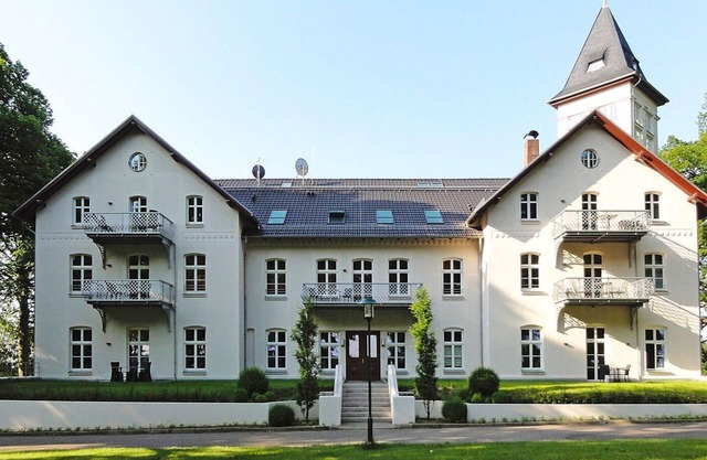 Jagdschloss Hohen Niendorf - Wohnung 3 Gartenwohnung