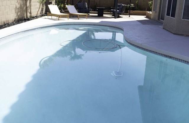 Jakes Place: Pool, Hot Tub, Billiards, Gazebo, BBQ, Fire Pit