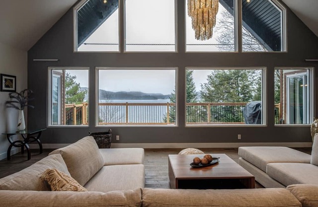 Jakob House by Rendez-vous Mont Tremblant
