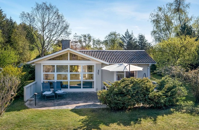 "Jalina" - 500m from the sea by Interhome