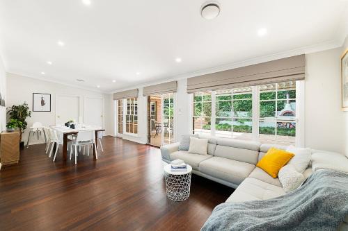 Jam Home Chatswood CBD near Shops & Station