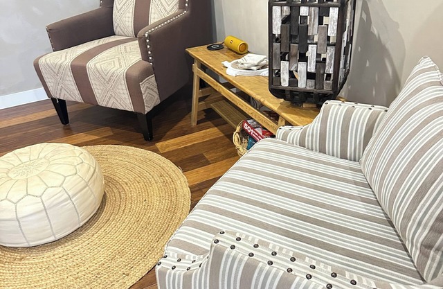 JamberrybytheBay – Stylish 2BR Stay Just 1 Minute to the Beach