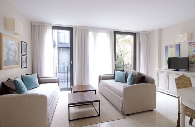 "James Dean" two-room apartment with terrace