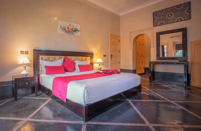 Janat Al Atlas: Villas, Luxury, Spa, Padel & Gastronomy!