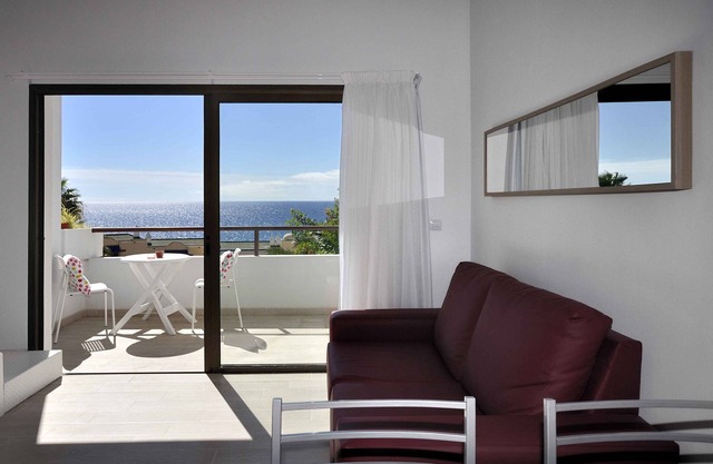 Jandia Gesell Apartment with sea views and free wifi