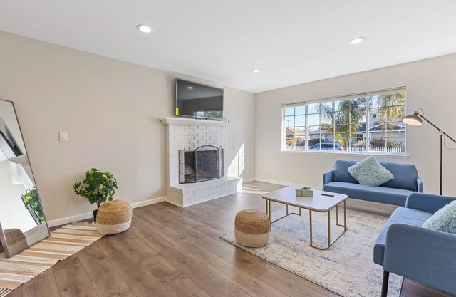 JANE'S HOME - Homely 3b2b Single Family House