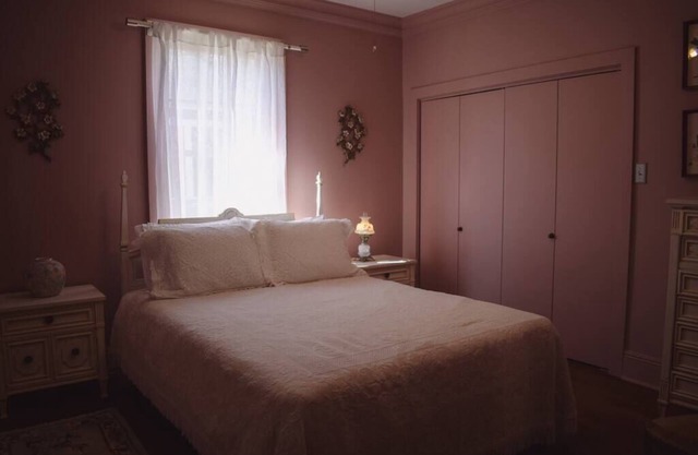 Janin House