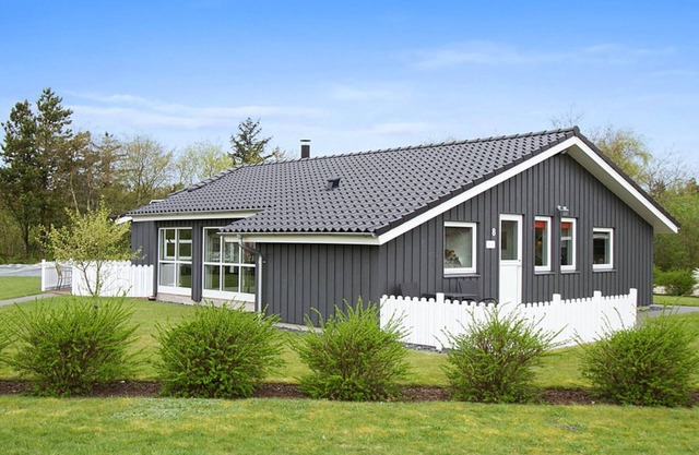 "Jannic" - 300m to the inlet by Interhome