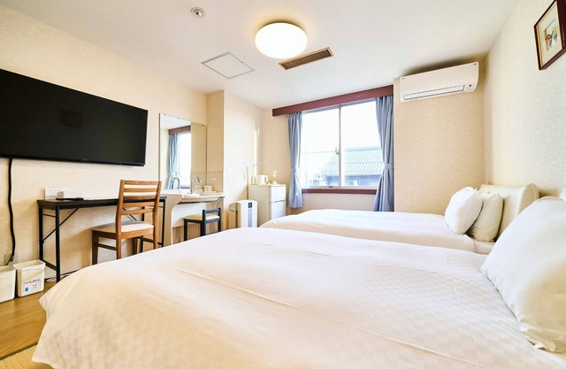 JapaneseWestern style twin room S JapaneseWeste/Ogaki Gifu