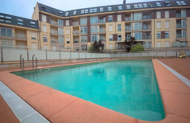 Jardines del Mar residential pool and beach