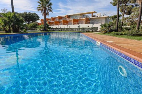 Jardins do Castelo - Piscina e tranquilidade - BY BEDZY