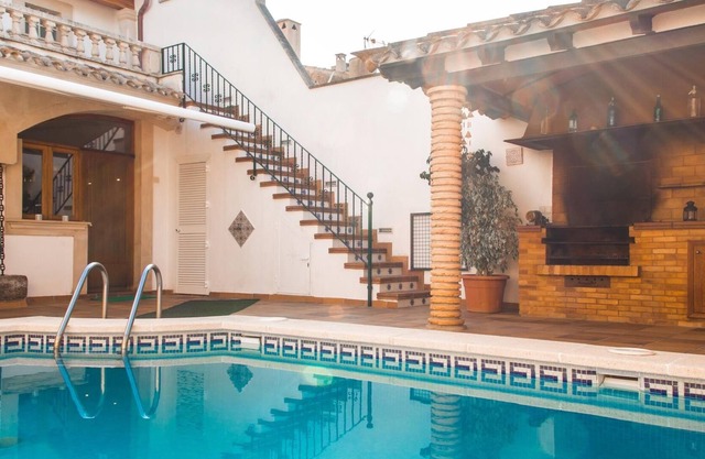 Jaume II - House with swimming pool in the heart of Lluchmayor
