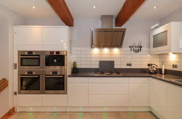 JAYCOT, pet friendly, luxury holiday cottage in Alston