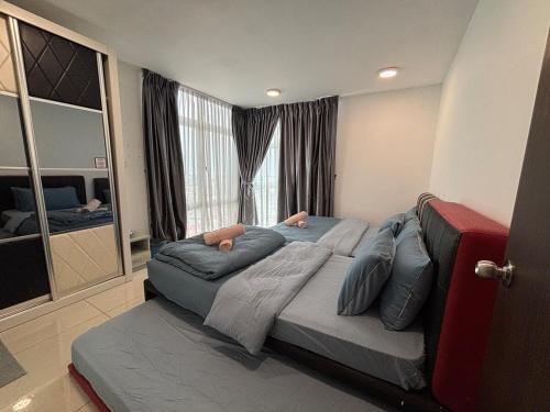 JB 1min walk to KSL Mall 5-7Pax Bathtub SmartTV
