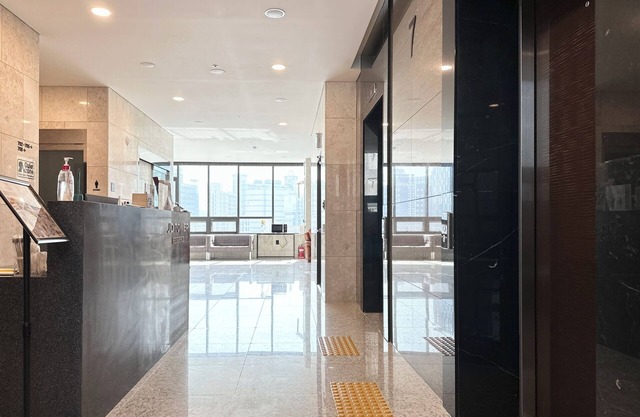 JD Tower Hotel