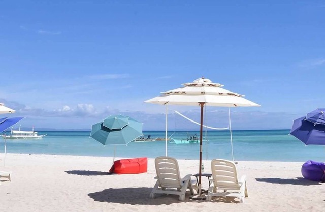 Jelly's Haven Resort