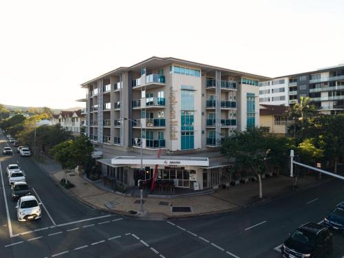 Jephson Hotel & Apartments