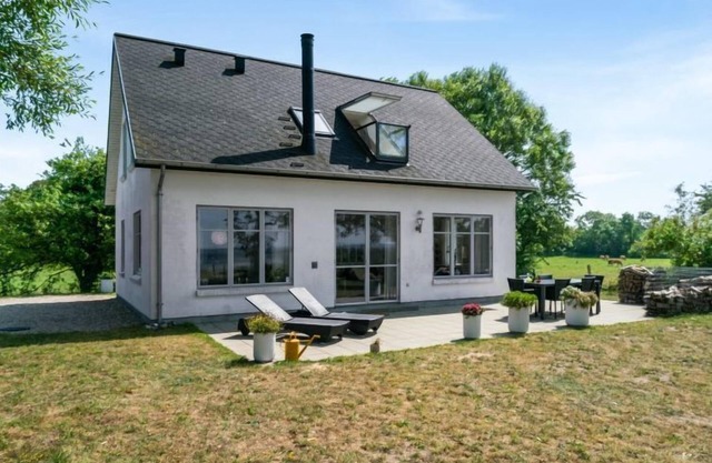 "Jeppe" - 50m to the inlet by Interhome